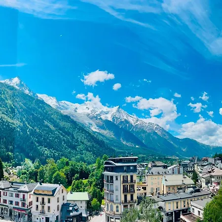 Apartment Centre Mont-blanc View Car Park